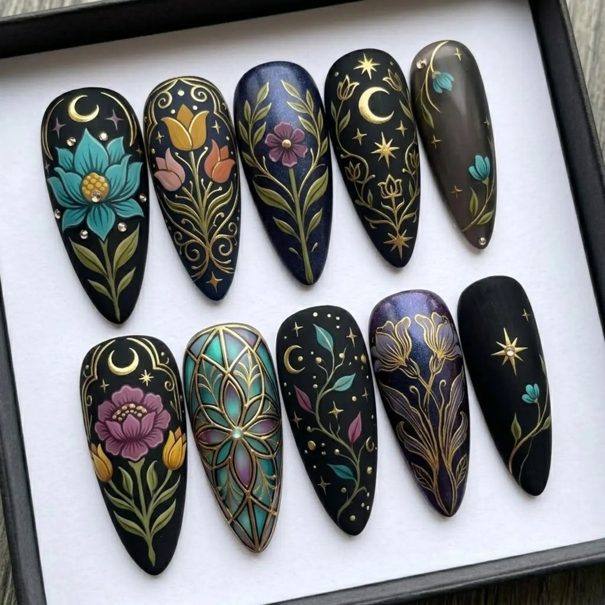 Celestial Floral Press On Nails | Mystic Gothic Stiletto Nails | Moon Star Botanical Gold Art Nail | Vintage Witchcore Nail Set