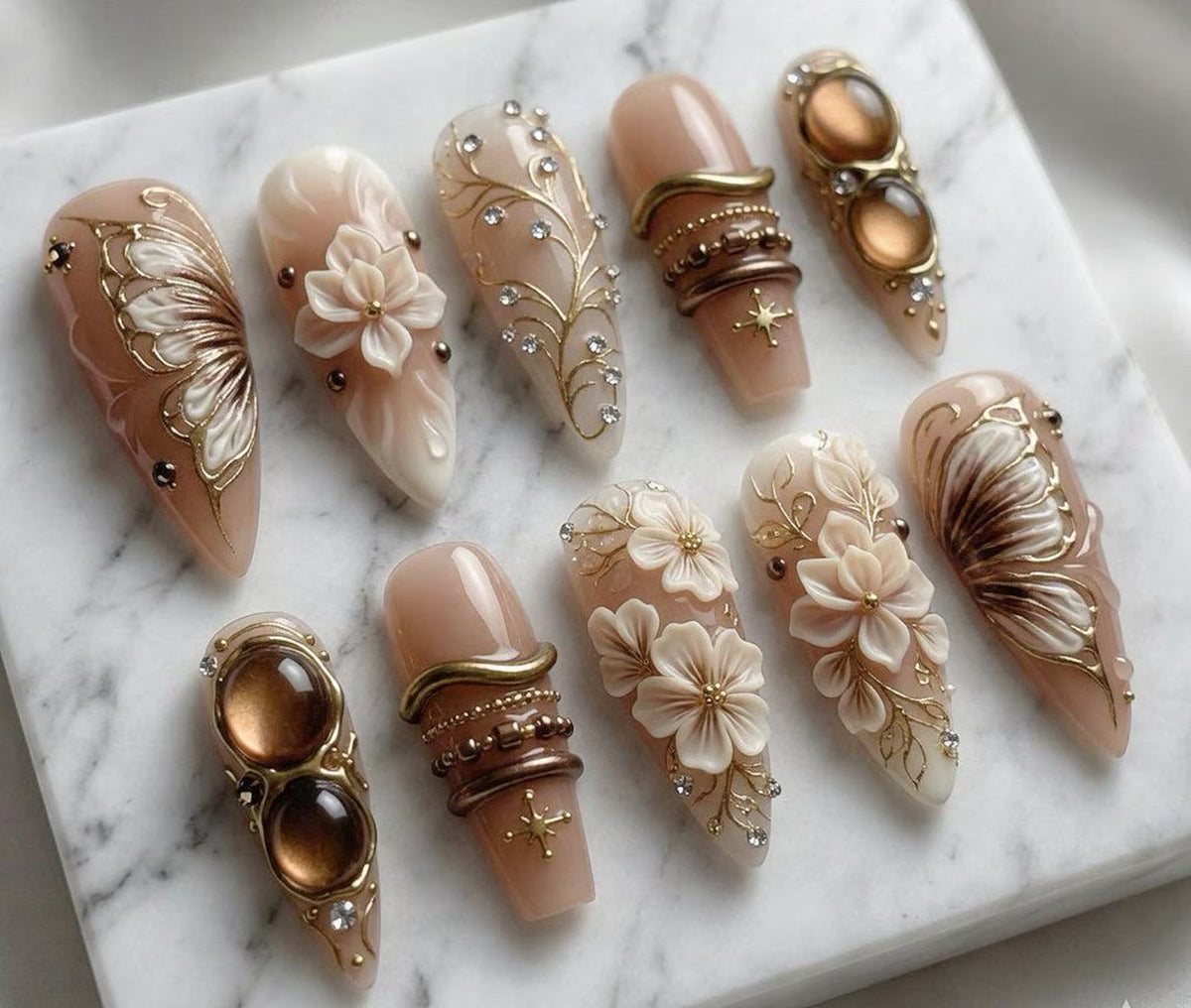 Baroque 3D Floral Press On Nails, Luxury Gold Chrome Butterfly Fake Nails, Cat Eye Gel Nail Art, Elegant Coquette Reusable False Nails