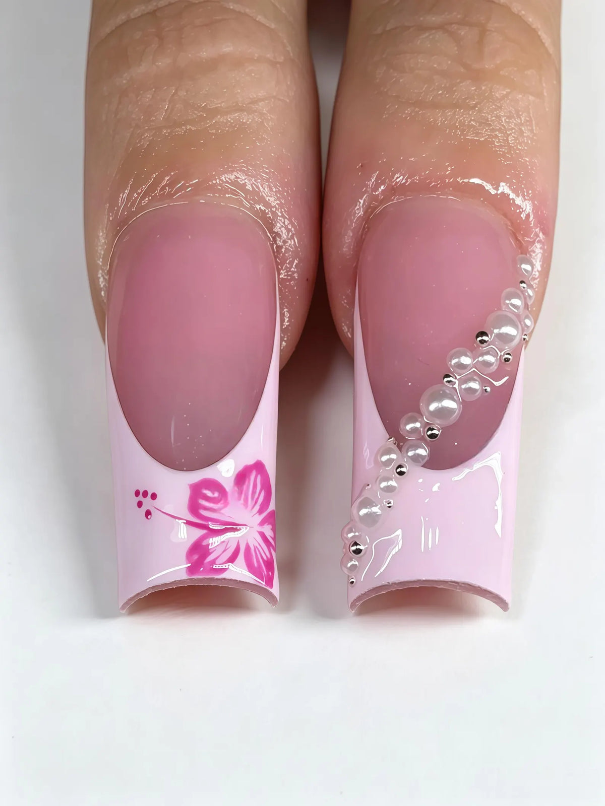 Custom Press On Nail, Magenta Gradient Hand‑painted Floral Nails, Pearl Accent Reusable False Nails, Romantic Glam Nail Art